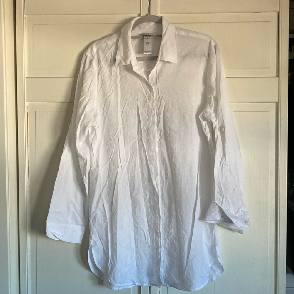 Tommy Bahama white ladies coverup …no tags, worn once